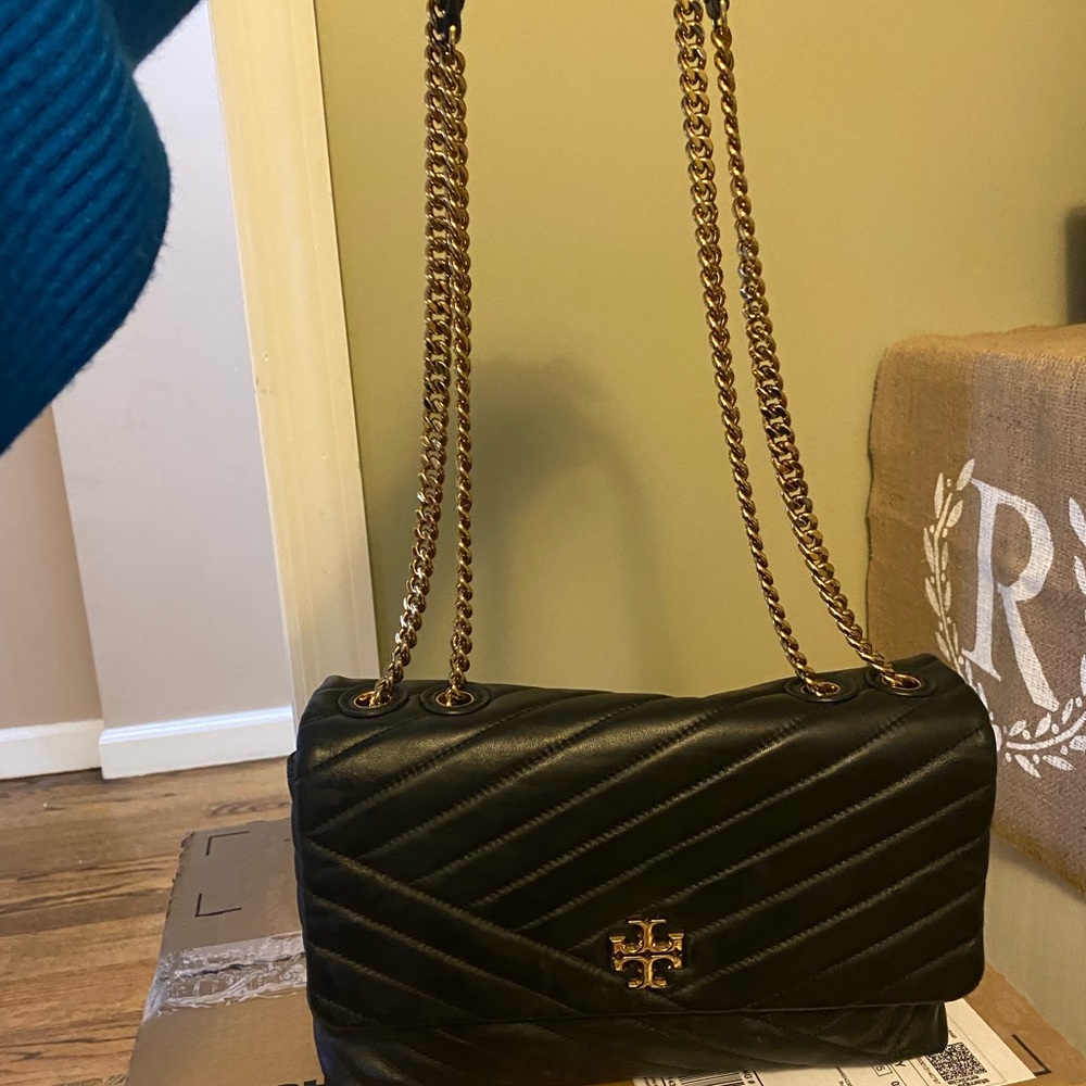 Tory Burch Black Leather Kira Chevron Bag $150
